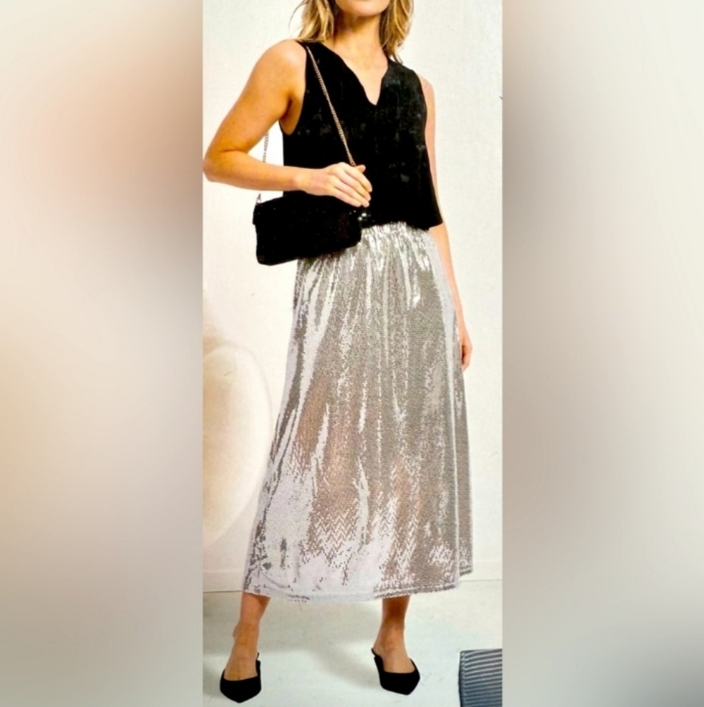 SERRA Ladies Silver Sequin A-Line Mid Length Skirt Size M NWT